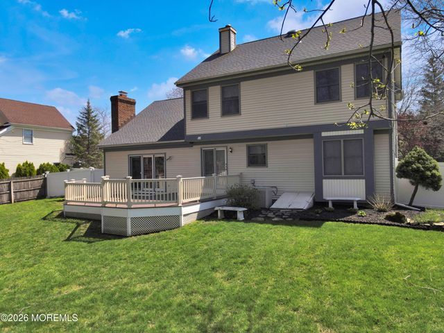 27 Oakland Road, Parlin, NJ 08859