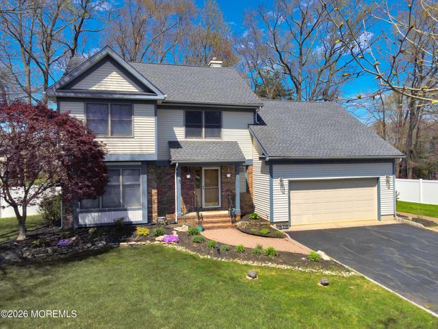 27 Oakland Road, Parlin, NJ 08859