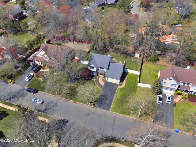 27 Oakland Road, Parlin, NJ 08859