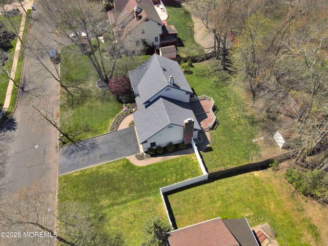 27 Oakland Road, Parlin, NJ 08859