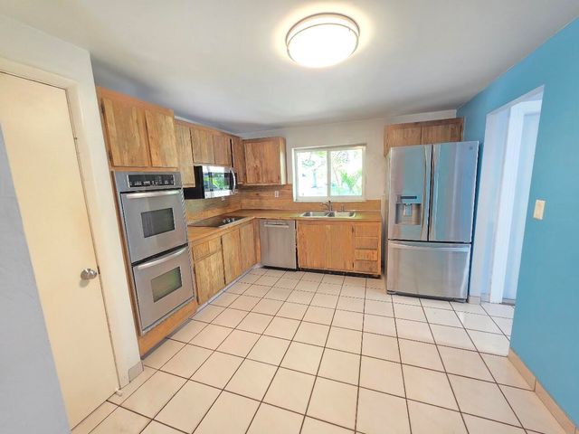 12301 Paseo Way, Cooper City, FL 33026