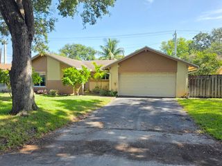 12301 Paseo Way, Cooper City, FL 33026