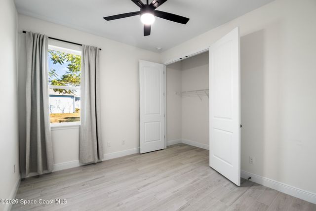 207 Bellbrook Street SE, Palm Bay, FL 32909