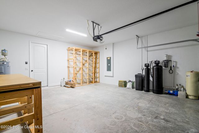 207 Bellbrook Street SE, Palm Bay, FL 32909