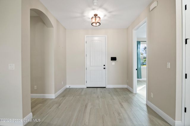 207 Bellbrook Street SE, Palm Bay, FL 32909