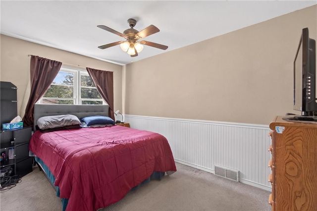 8427 England Street, Overland Park, KS 66212