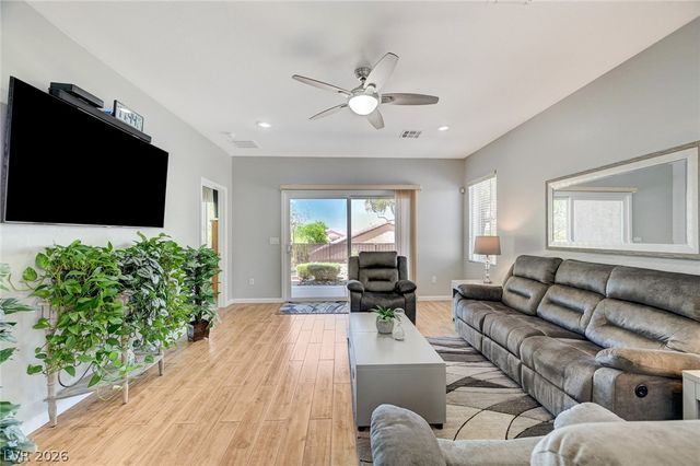 2521 Crater Rock Street, Henderson, NV 89044