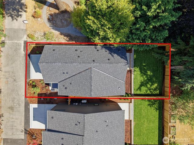 10026 Slater Avenue NE, Kirkland, WA 98033
