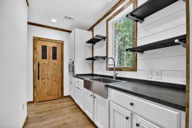 5668 Mobile Road, Blue Ridge, GA 30513