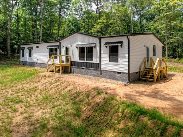 5668 Mobile Road, Blue Ridge, GA 30513