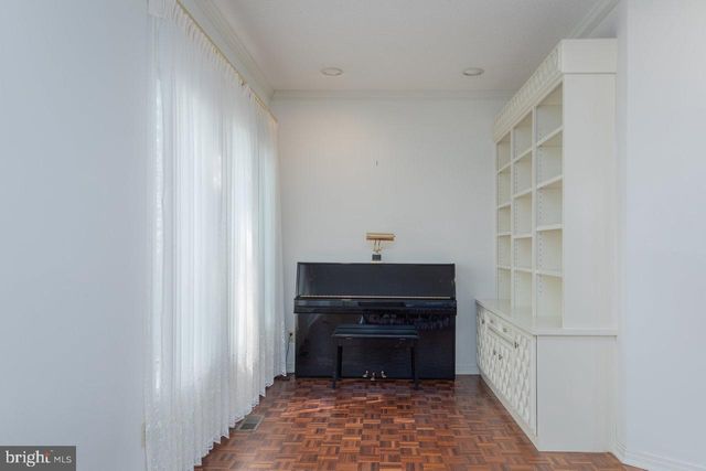 1848 COLLEGE AVE, Harrisonburg, VA 22802