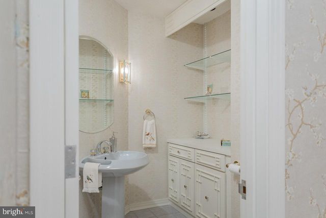 1848 COLLEGE AVE, Harrisonburg, VA 22802