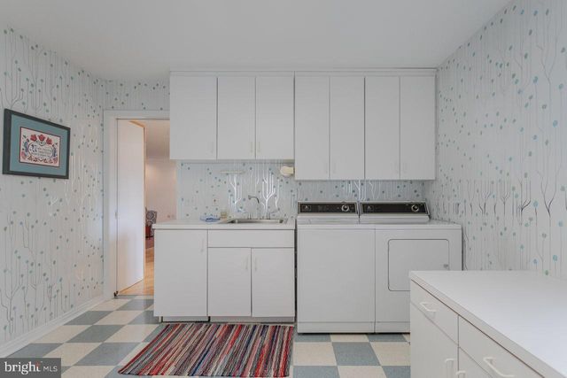 1848 COLLEGE AVE, Harrisonburg, VA 22802