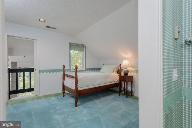 1848 COLLEGE AVE, Harrisonburg, VA 22802