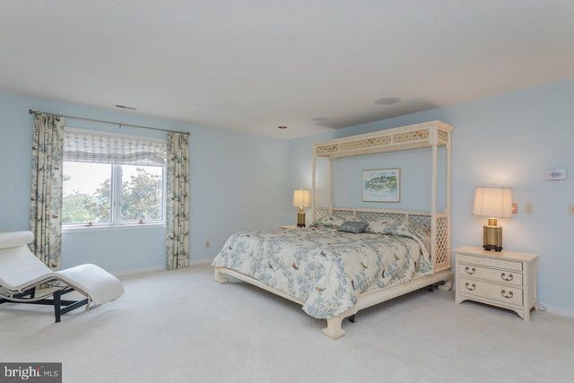 1848 COLLEGE AVE, Harrisonburg, VA 22802