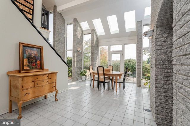 1848 COLLEGE AVE, Harrisonburg, VA 22802