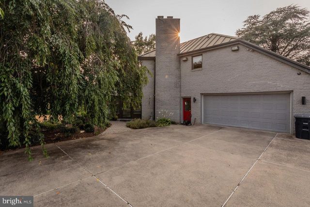 1848 COLLEGE AVE, Harrisonburg, VA 22802