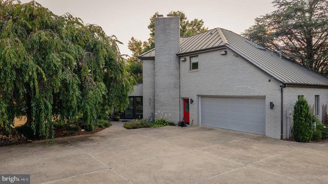 1848 COLLEGE AVE, Harrisonburg, VA 22802