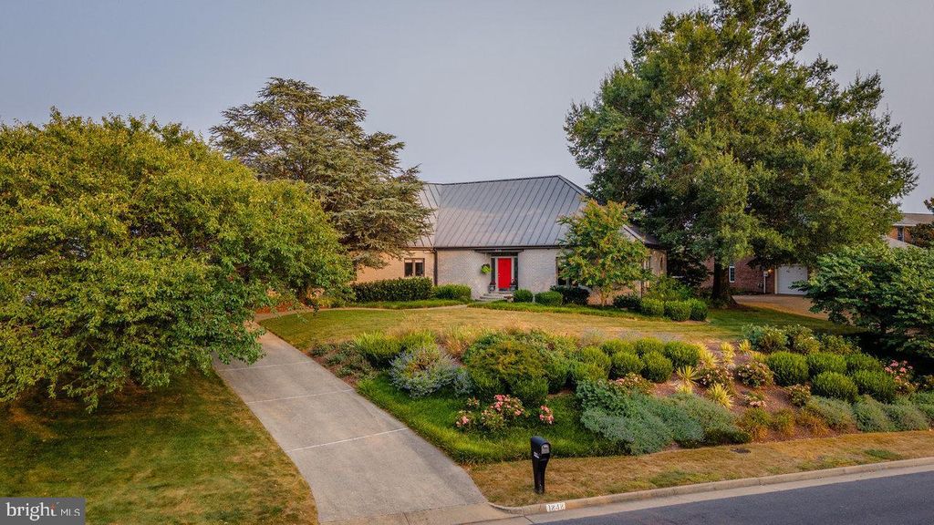 1848 COLLEGE AVE, Harrisonburg, VA 22802