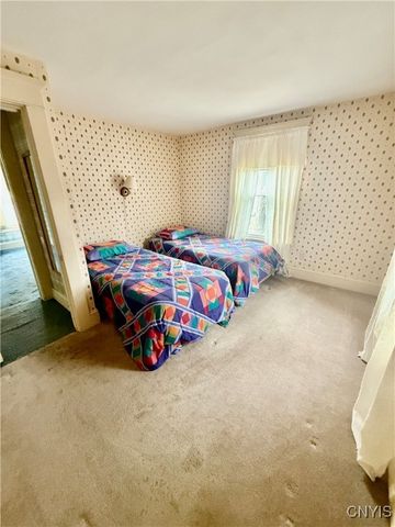 242 North Hoopes Avenue, Auburn, NY 13021