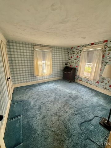 242 North Hoopes Avenue, Auburn, NY 13021