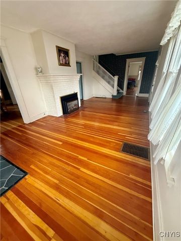 242 North Hoopes Avenue, Auburn, NY 13021