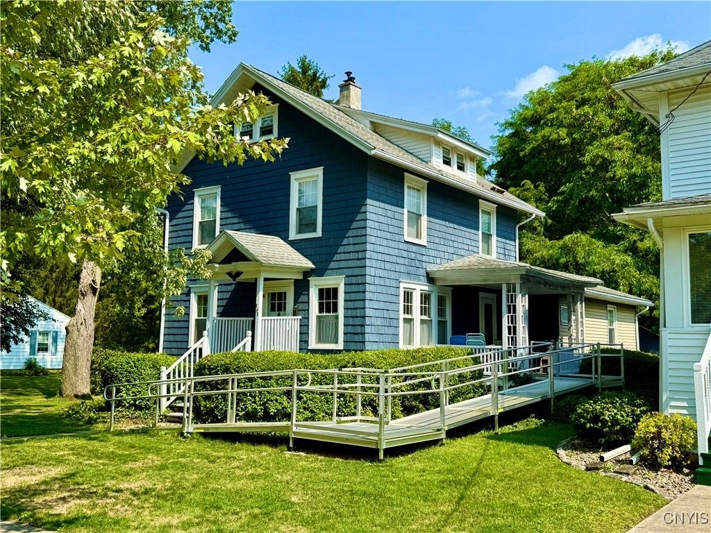 242 North Hoopes Avenue, Auburn, NY 13021