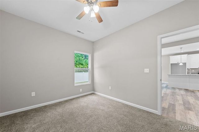 206 Jimmy H Drive, Jonesburg, MO 63351