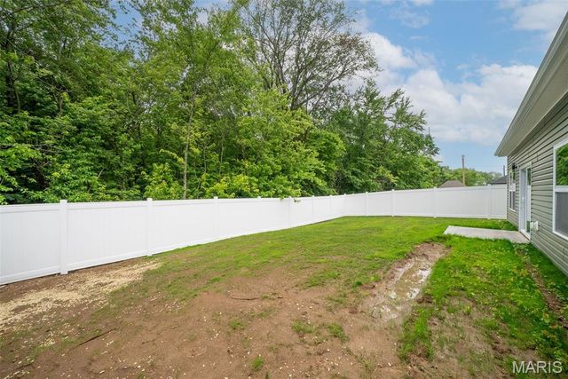 206 Jimmy H Drive, Jonesburg, MO 63351