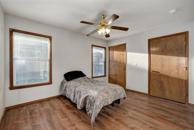 5567 S Jefferson Avenue, Springfield, MO 65810