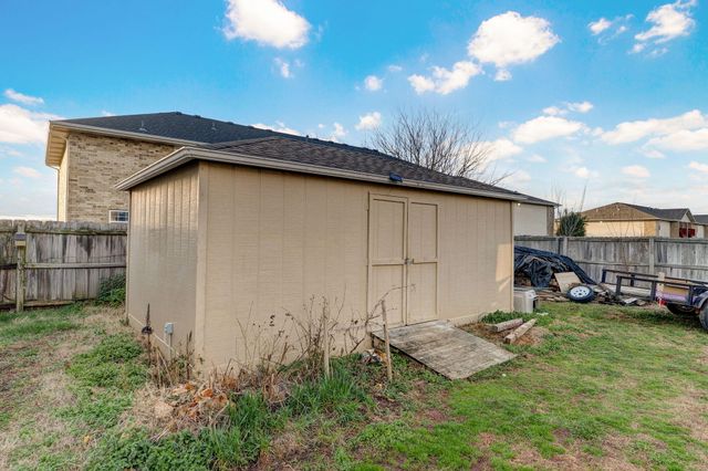 5567 S Jefferson Avenue, Springfield, MO 65810