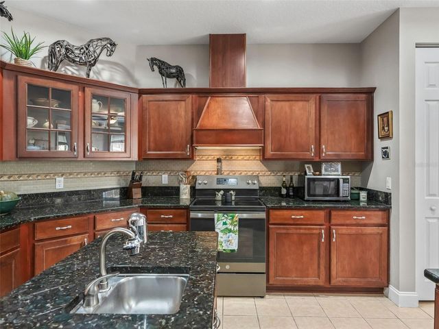 9805 NW 6TH COURT, Ocala, FL 34475