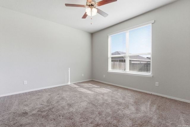 2521 Hiddenbrooke Trace, Seguin, TX 78155