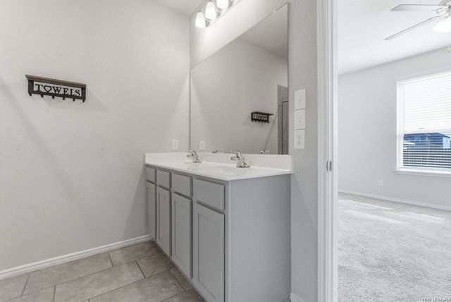 2521 Hiddenbrooke Trace, Seguin, TX 78155
