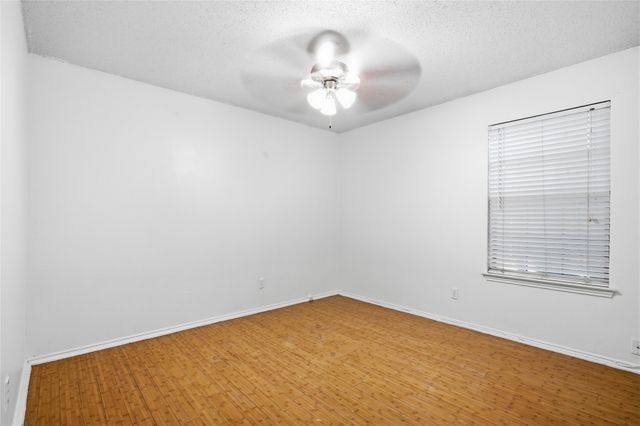 2022 Minnie Drive, Arlington, TX 76012