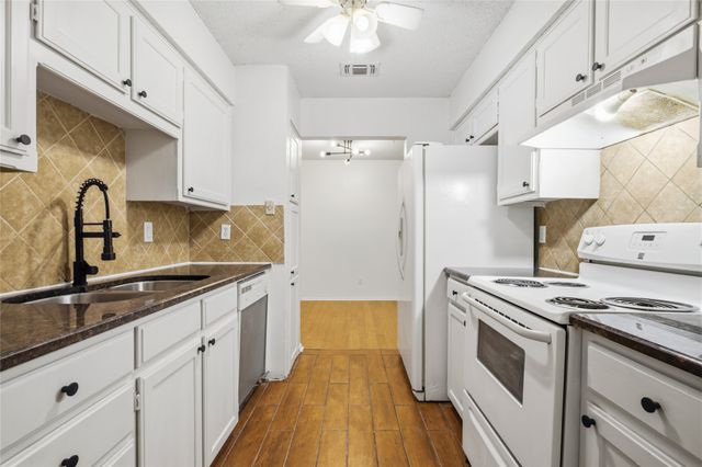 2022 Minnie Drive, Arlington, TX 76012