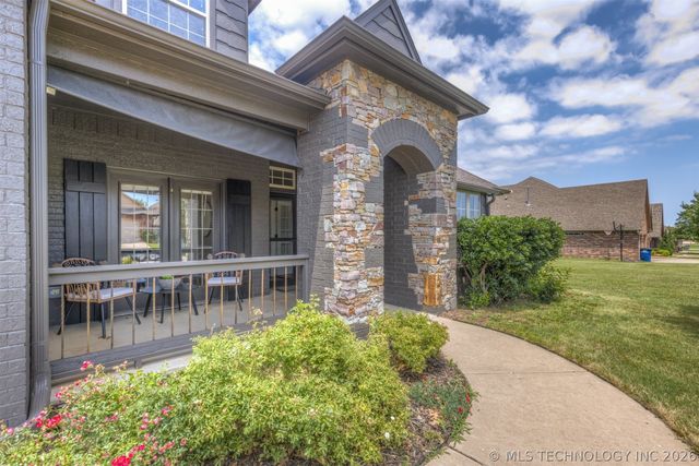 14550 S Urbana Court, Bixby, OK 74008