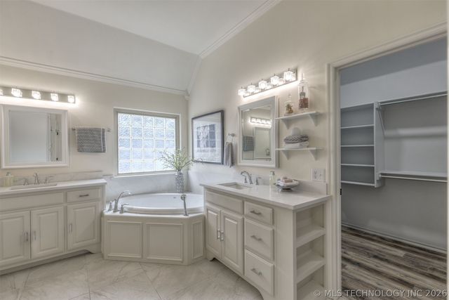 14550 S Urbana Court, Bixby, OK 74008