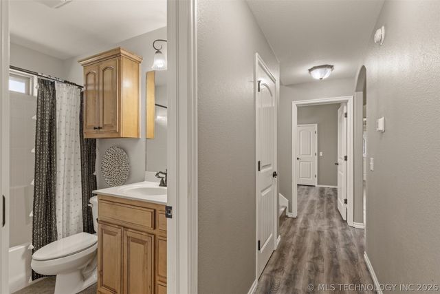 14550 S Urbana Court, Bixby, OK 74008