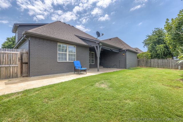 14550 S Urbana Court, Bixby, OK 74008