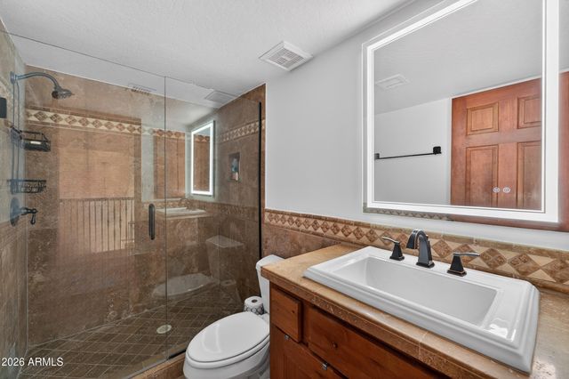 5812 N 12th Street 33, Phoenix, AZ 85014