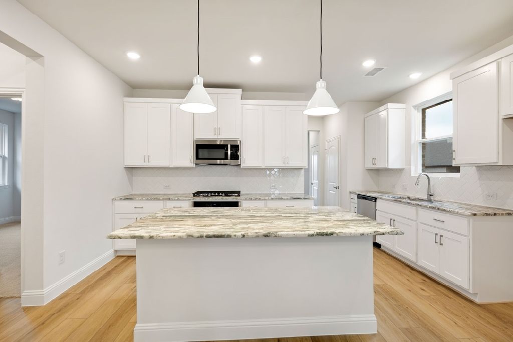 2260 Aspen Chase Drive, Royse City, TX 75189