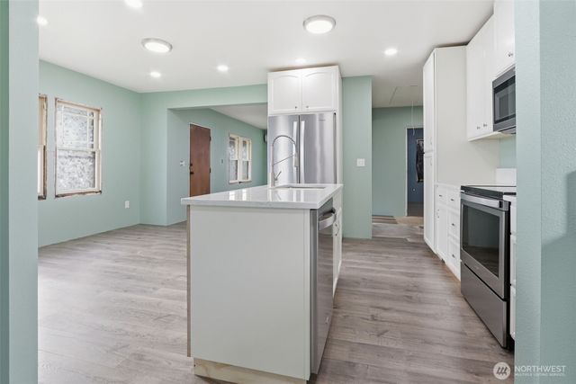 607 21st ave, Longview, WA 98632