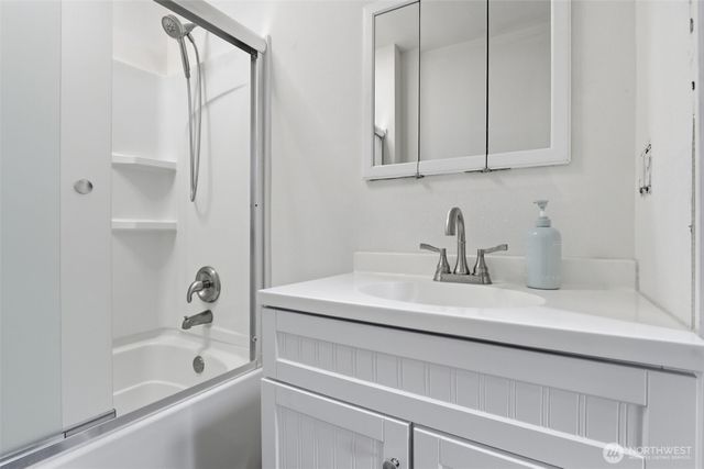 607 21st ave, Longview, WA 98632