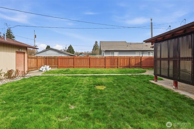 607 21st ave, Longview, WA 98632