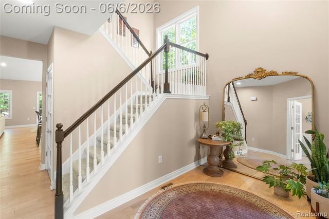 10242 Beacon Court, Grand Blanc, MI 48439