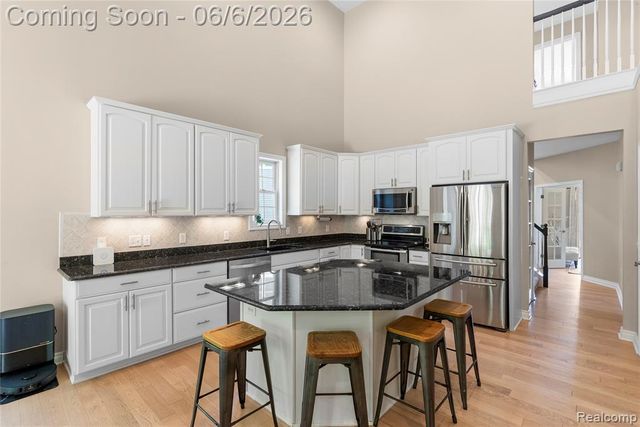 10242 Beacon Court, Grand Blanc, MI 48439