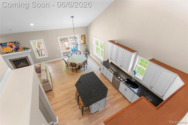 10242 Beacon Court, Grand Blanc, MI 48439