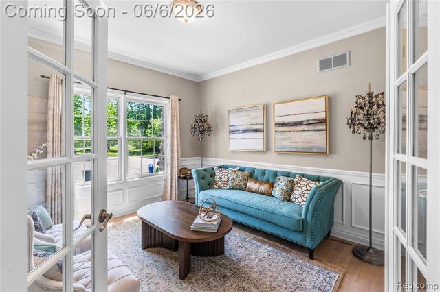 10242 Beacon Court, Grand Blanc, MI 48439