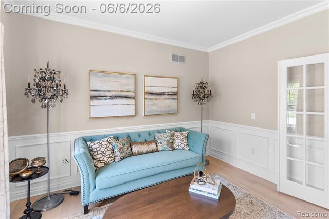 10242 Beacon Court, Grand Blanc, MI 48439